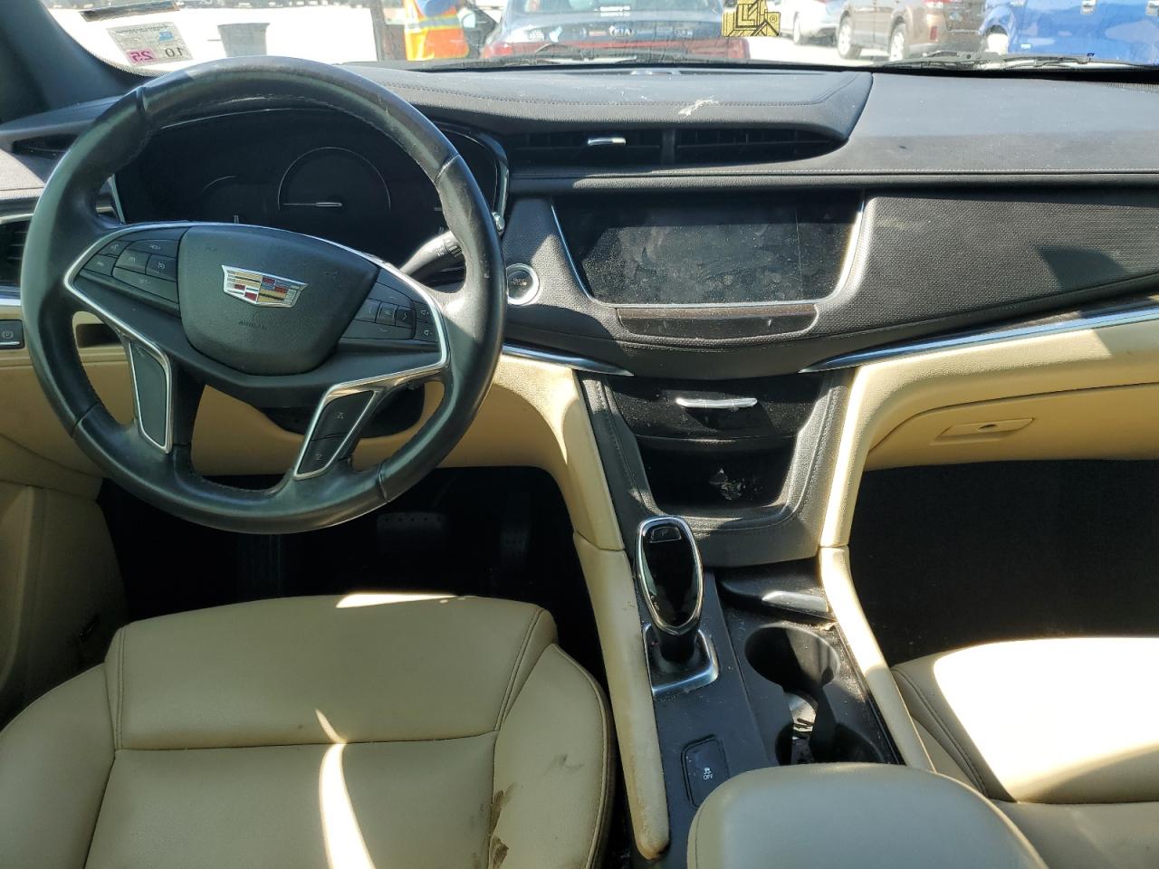 2017 Cadillac XT5 - Image 8