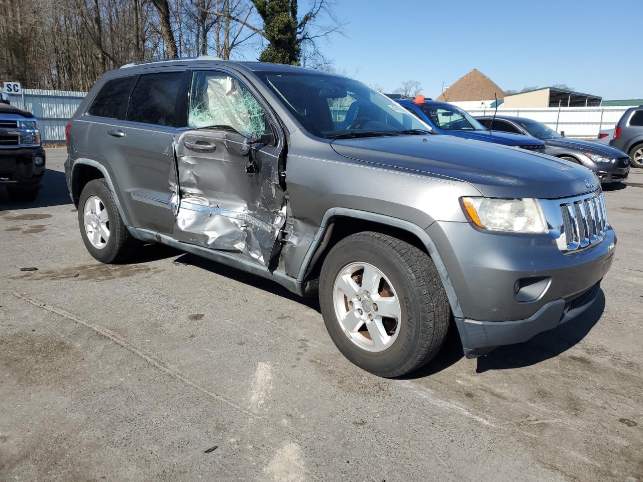 2011 Jeep Grand Cherokee - Image 4