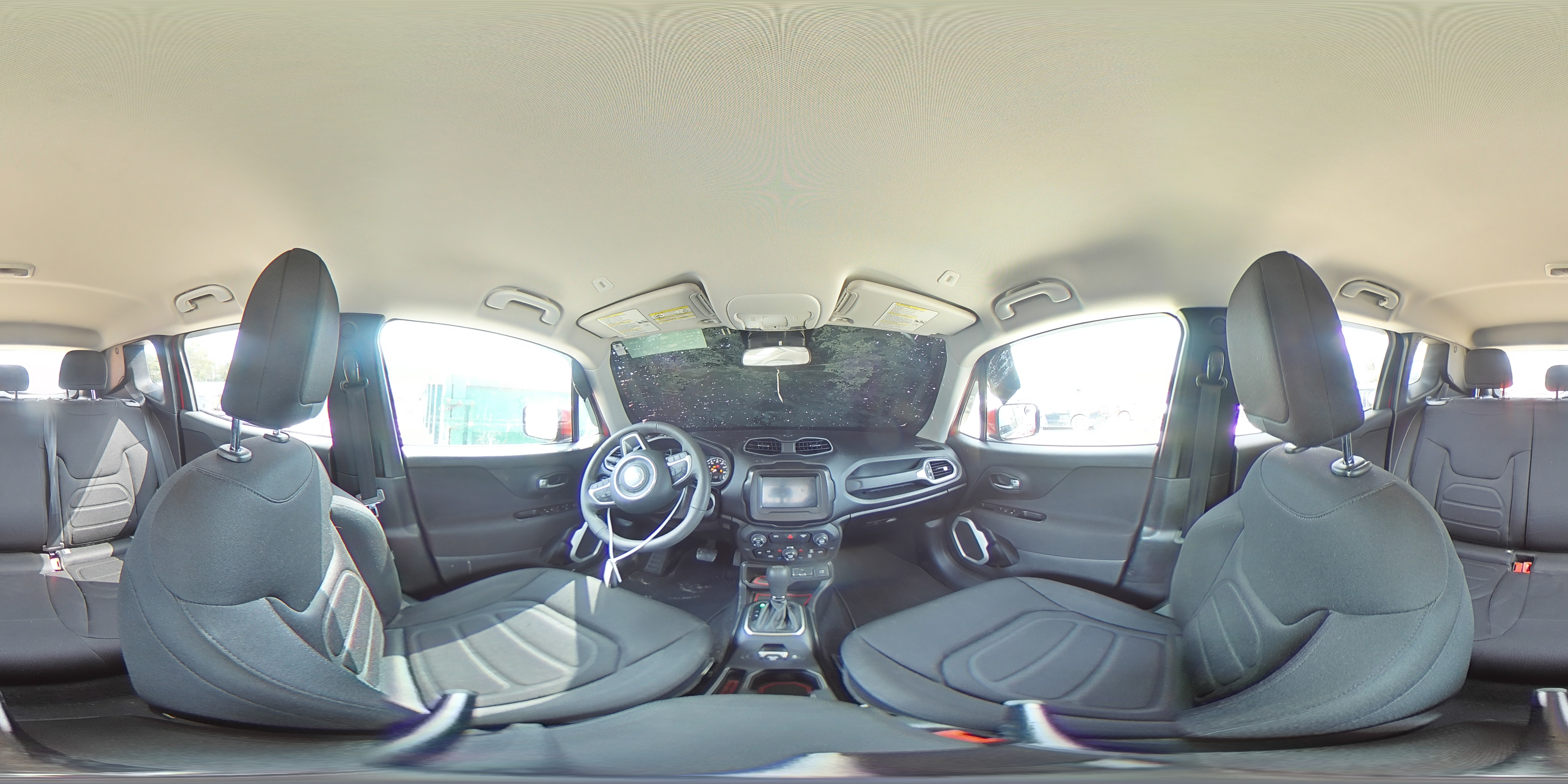 2019 Jeep Renegade - Image 15