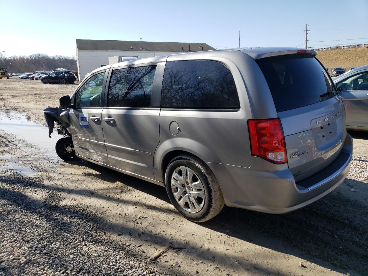 2016 Dodge Caravan - Image 2