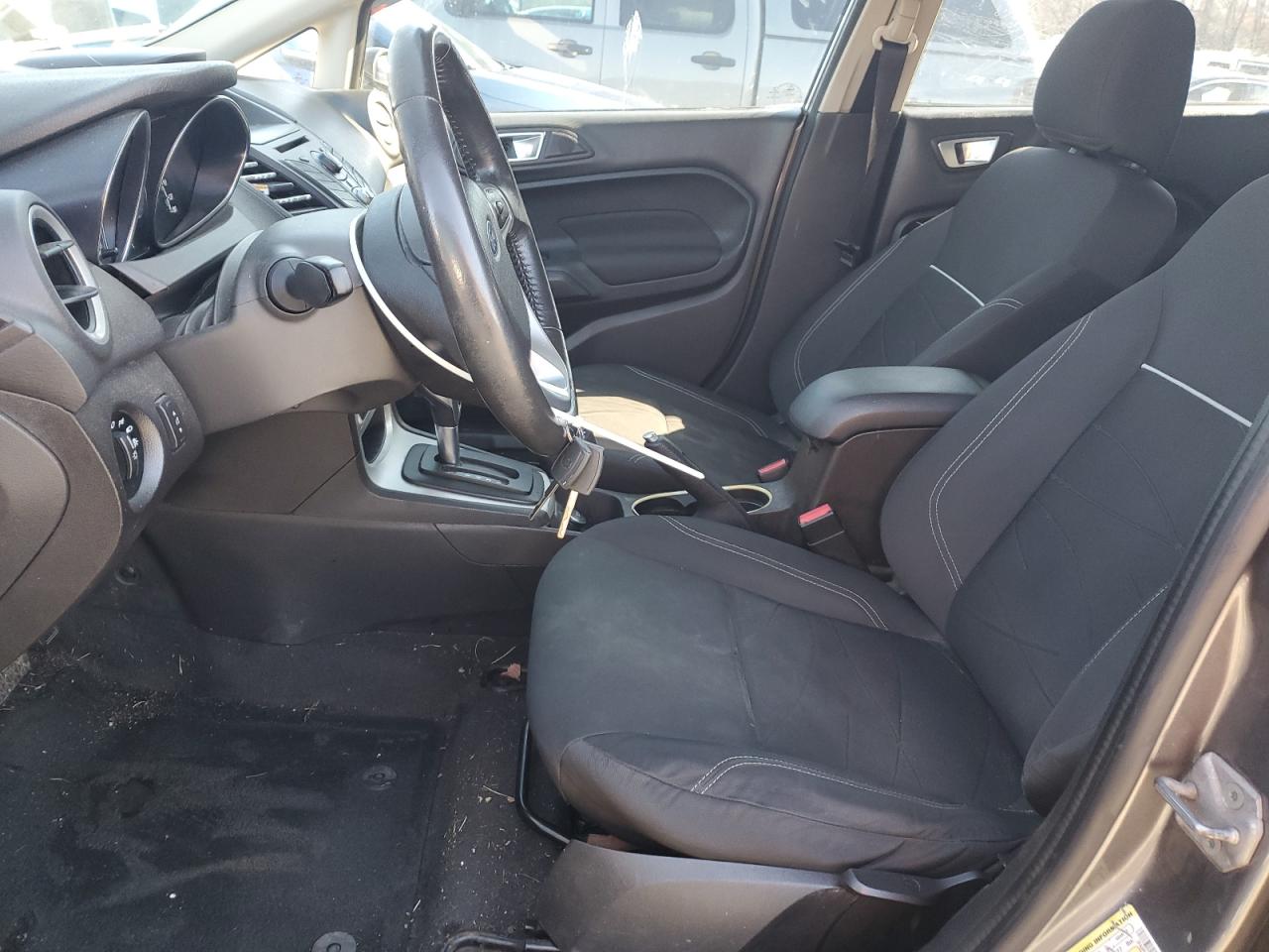 2014 Ford Fiesta - Image 7