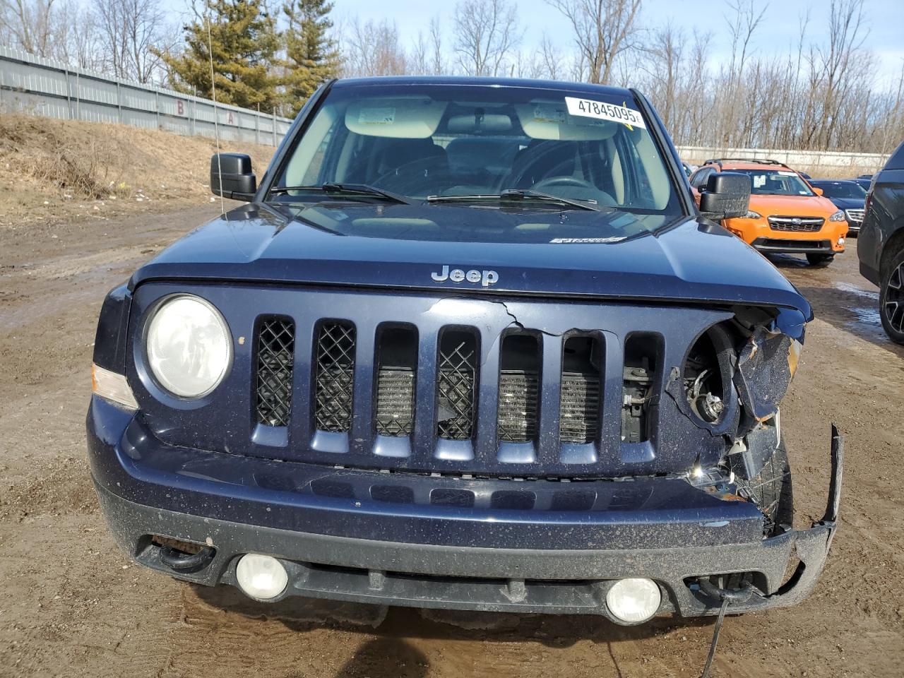 2013 Jeep Liberty (Patriot) - Image 5