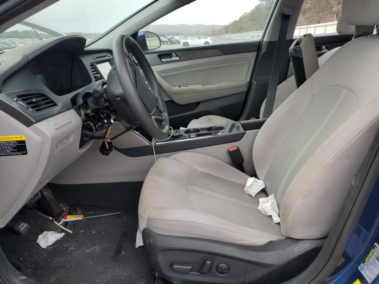 2017 Hyundai Sonata - Image 7