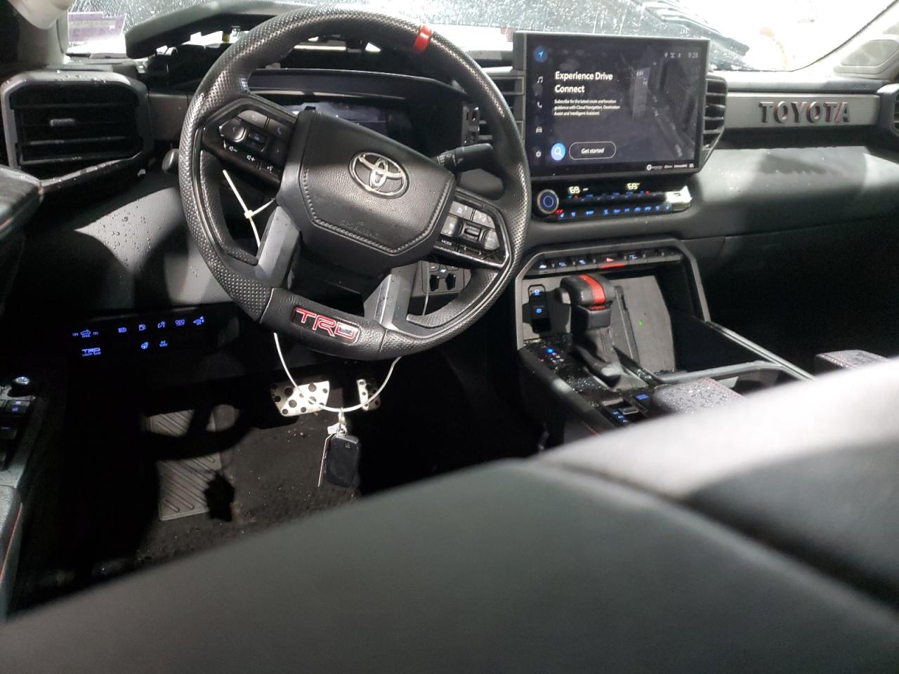 2022 Toyota Tundra - Image 8