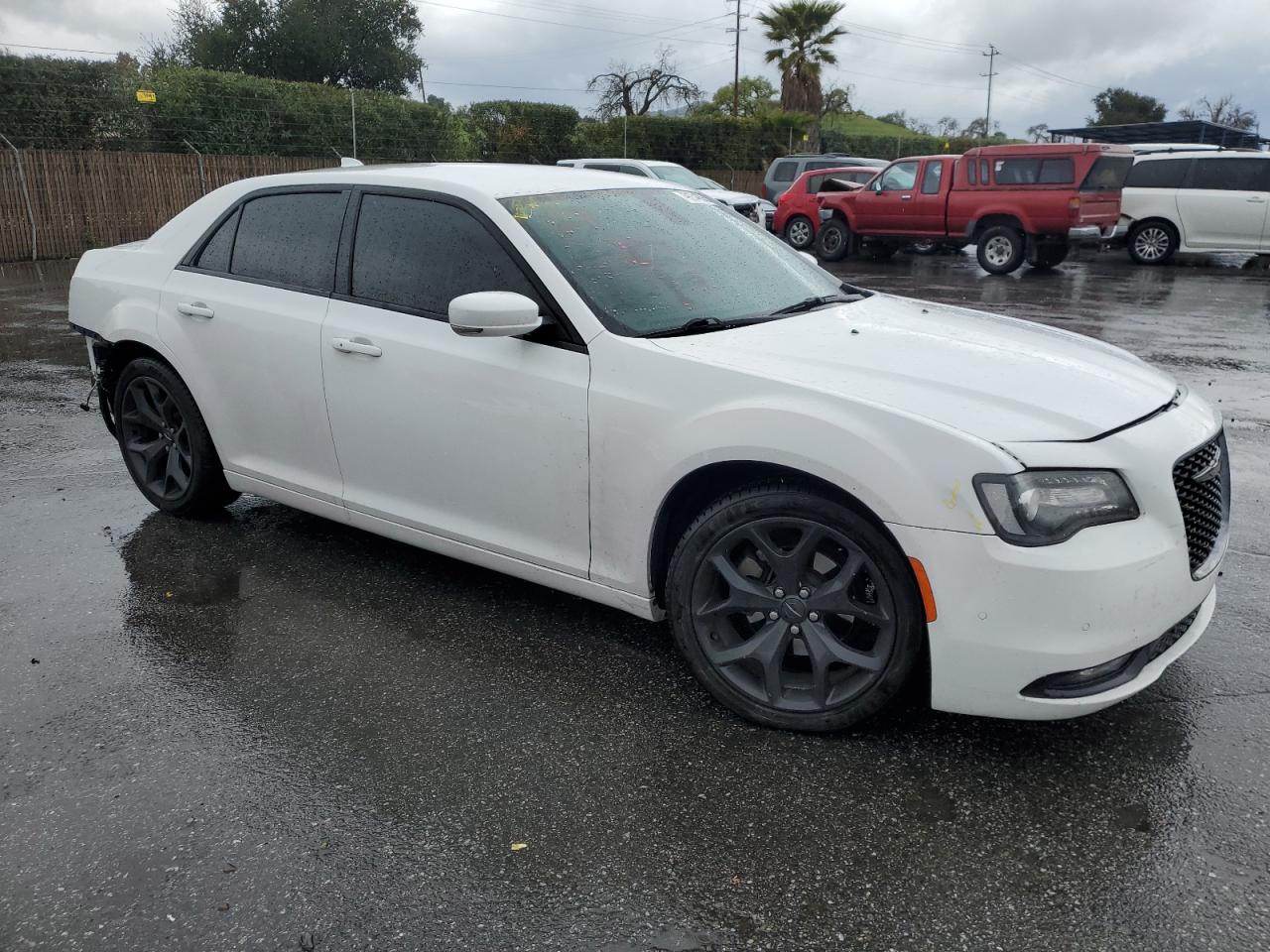 2021 Chrysler 300 - Image 4
