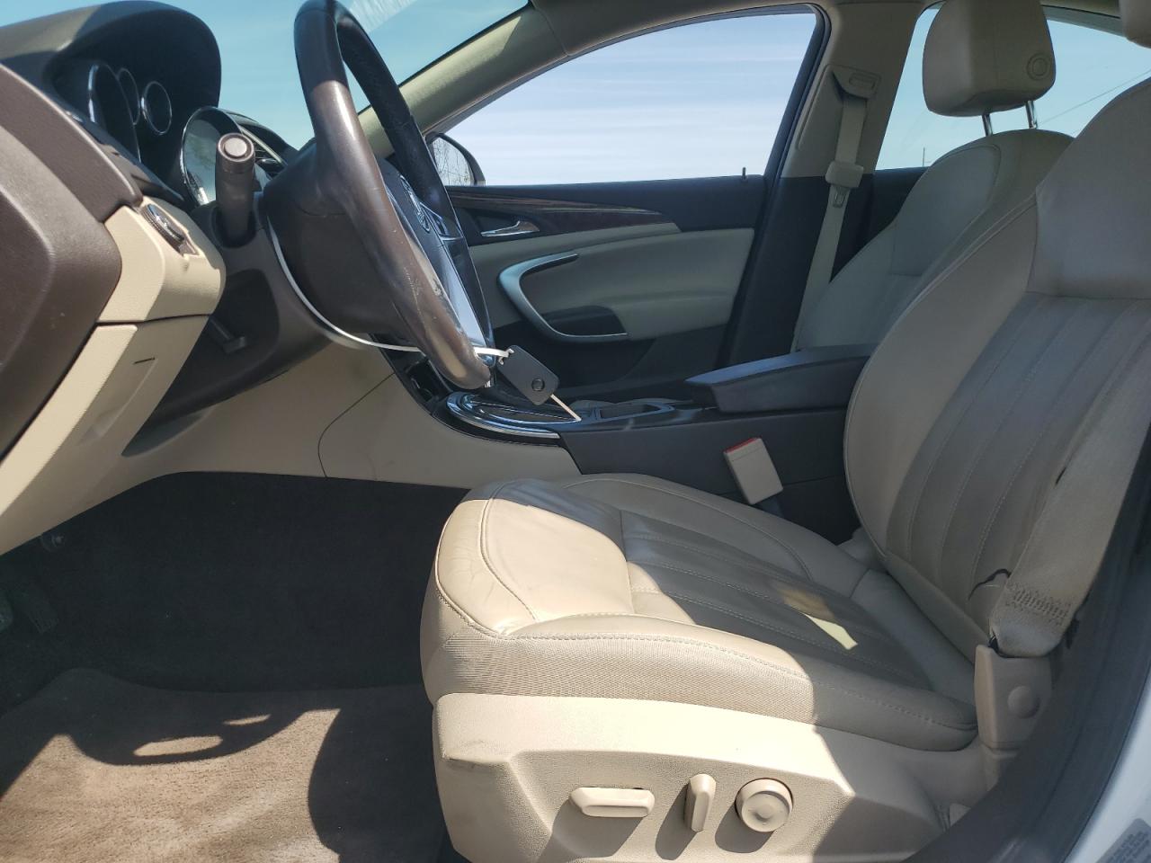 2013 Buick Regal - Image 7