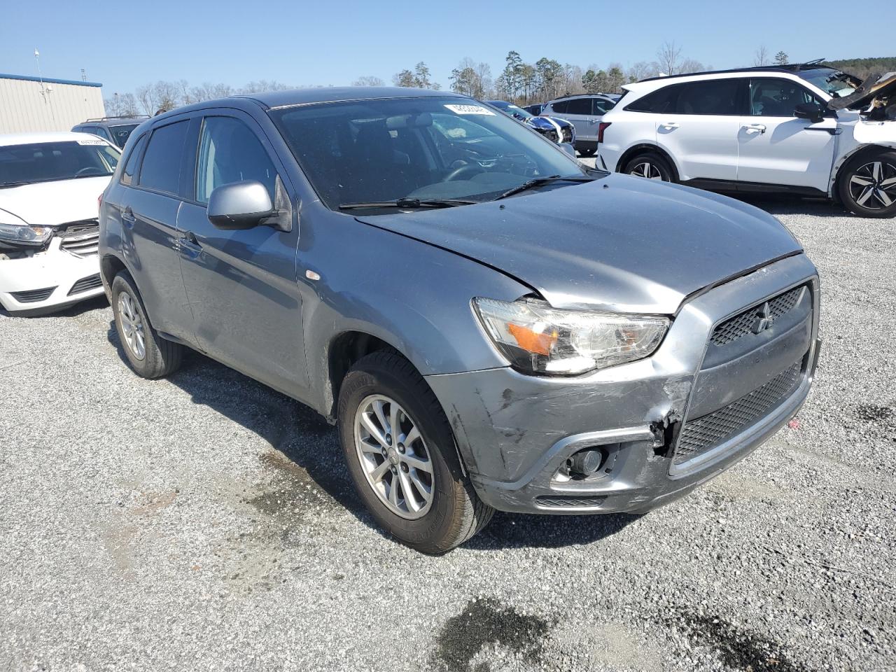 2011 Mitsubishi Outlander - Image 4