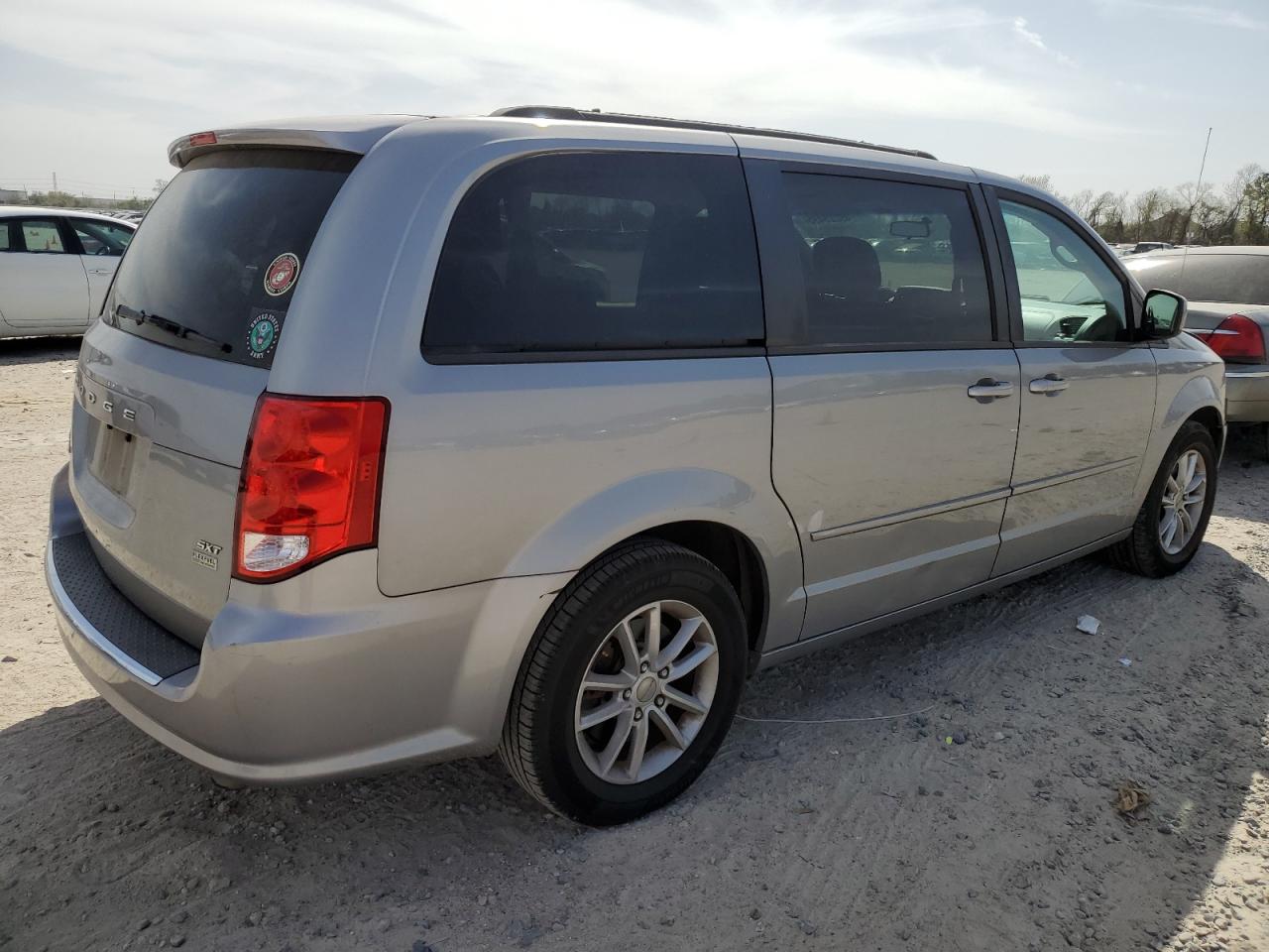 2014 Dodge Caravan - Image 3