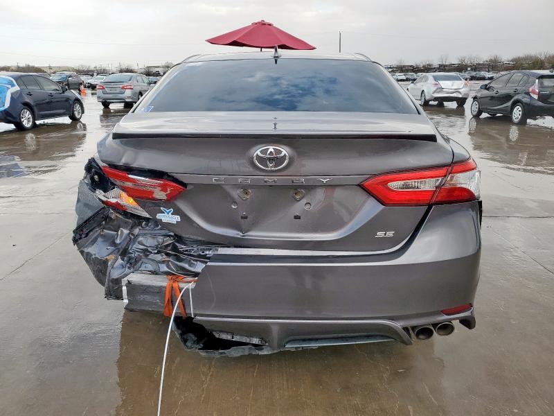  TOYOTA CAMRY 2020 Серый