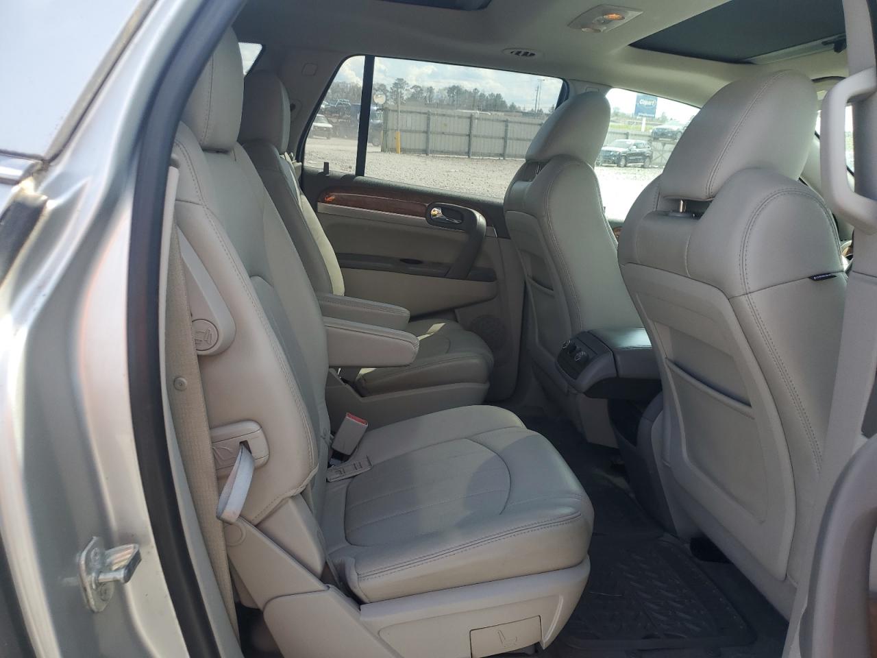 2012 Buick Enclave - Image 11