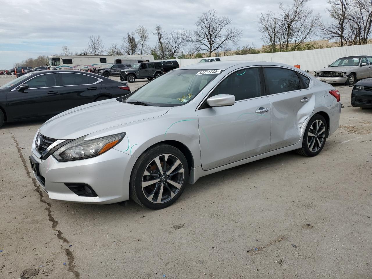 2016 Nissan Altima 2.5 for Sale in Bridgeton, MO - Side