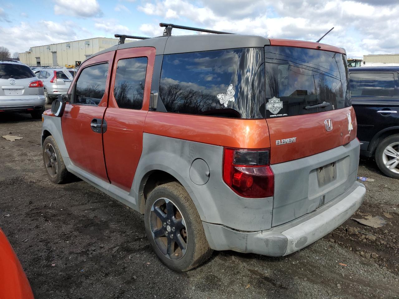 2005 Honda Element - Image 2