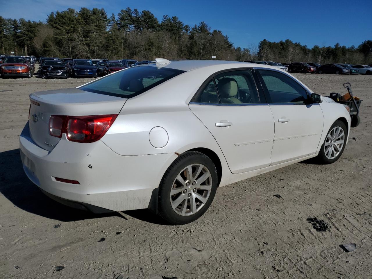 2015 Chevrolet Malibu - Image 3