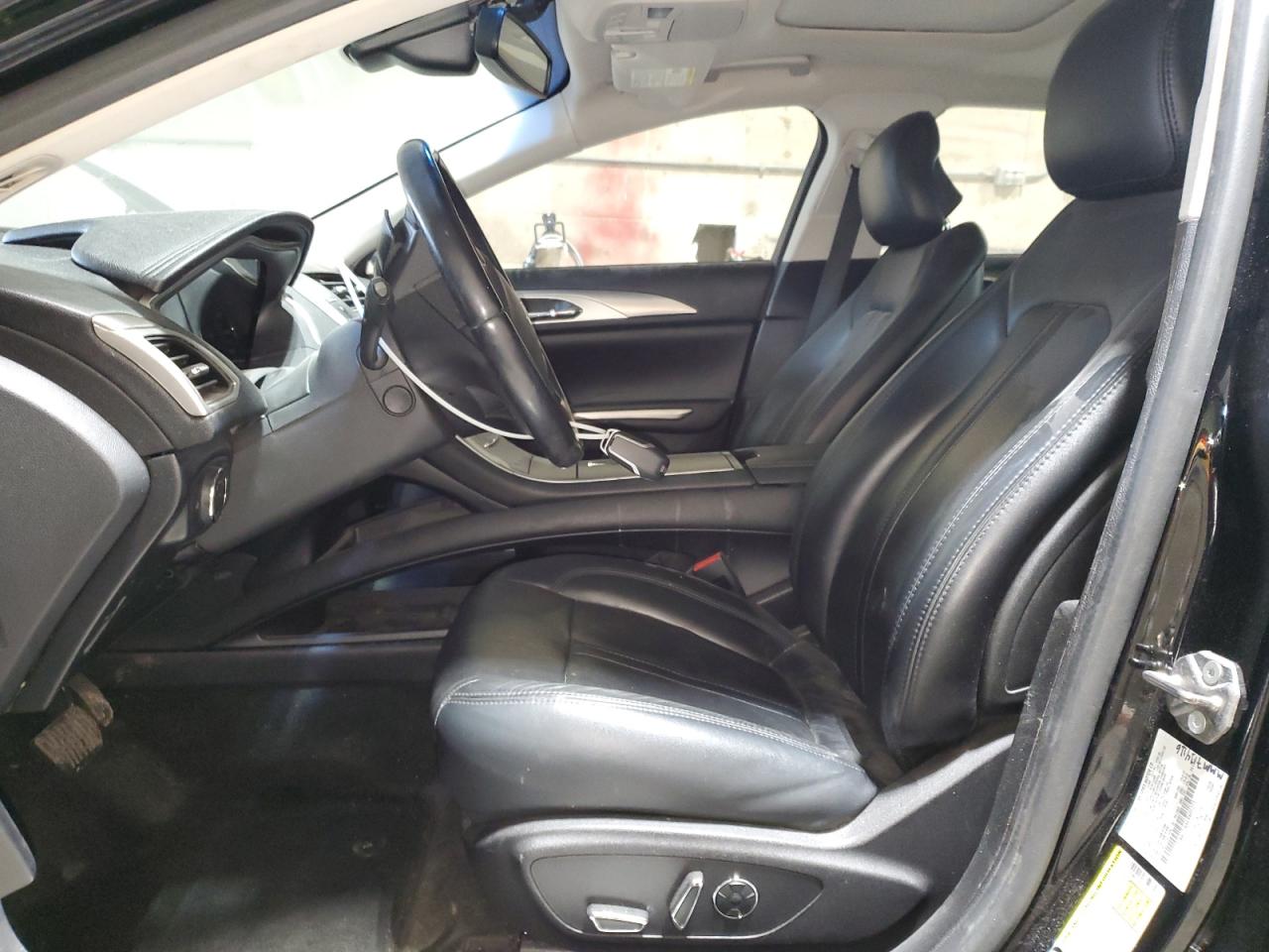 2016 Lincoln MKZ - Image 7