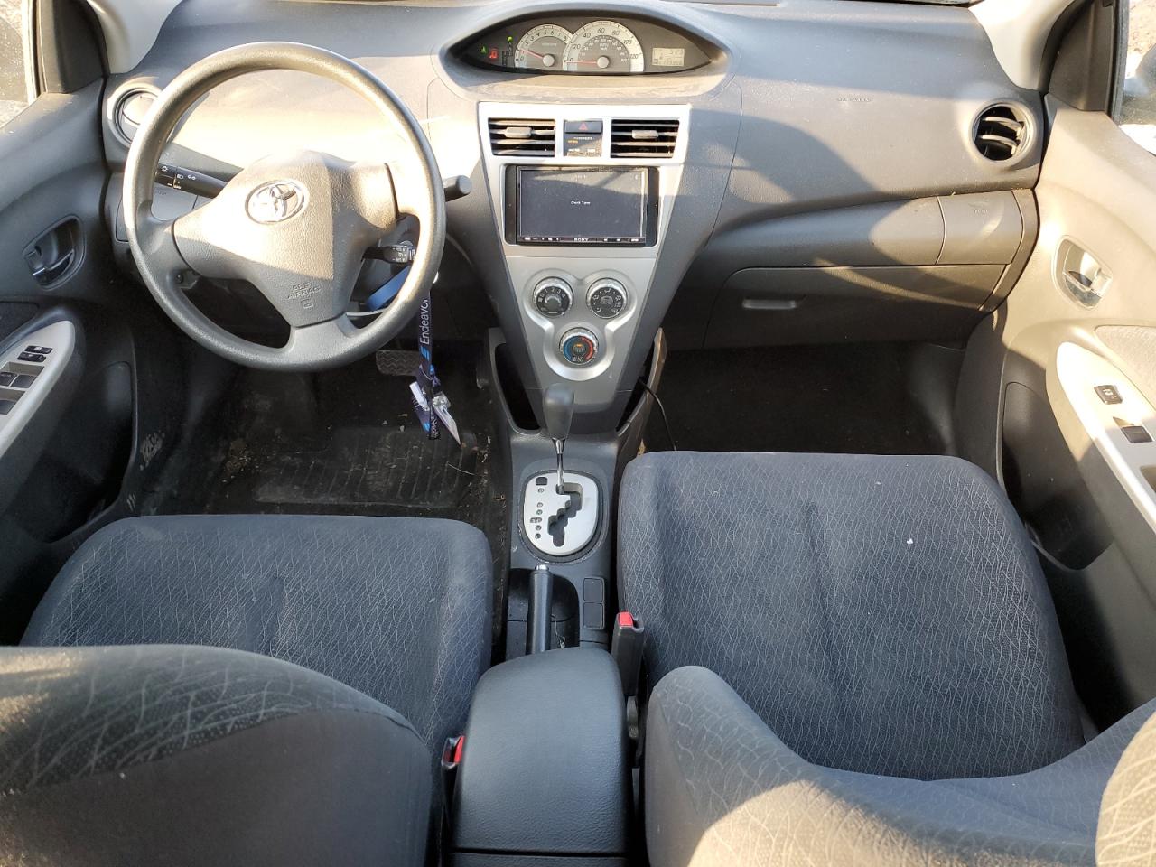 2008 Toyota Yaris - Image 8