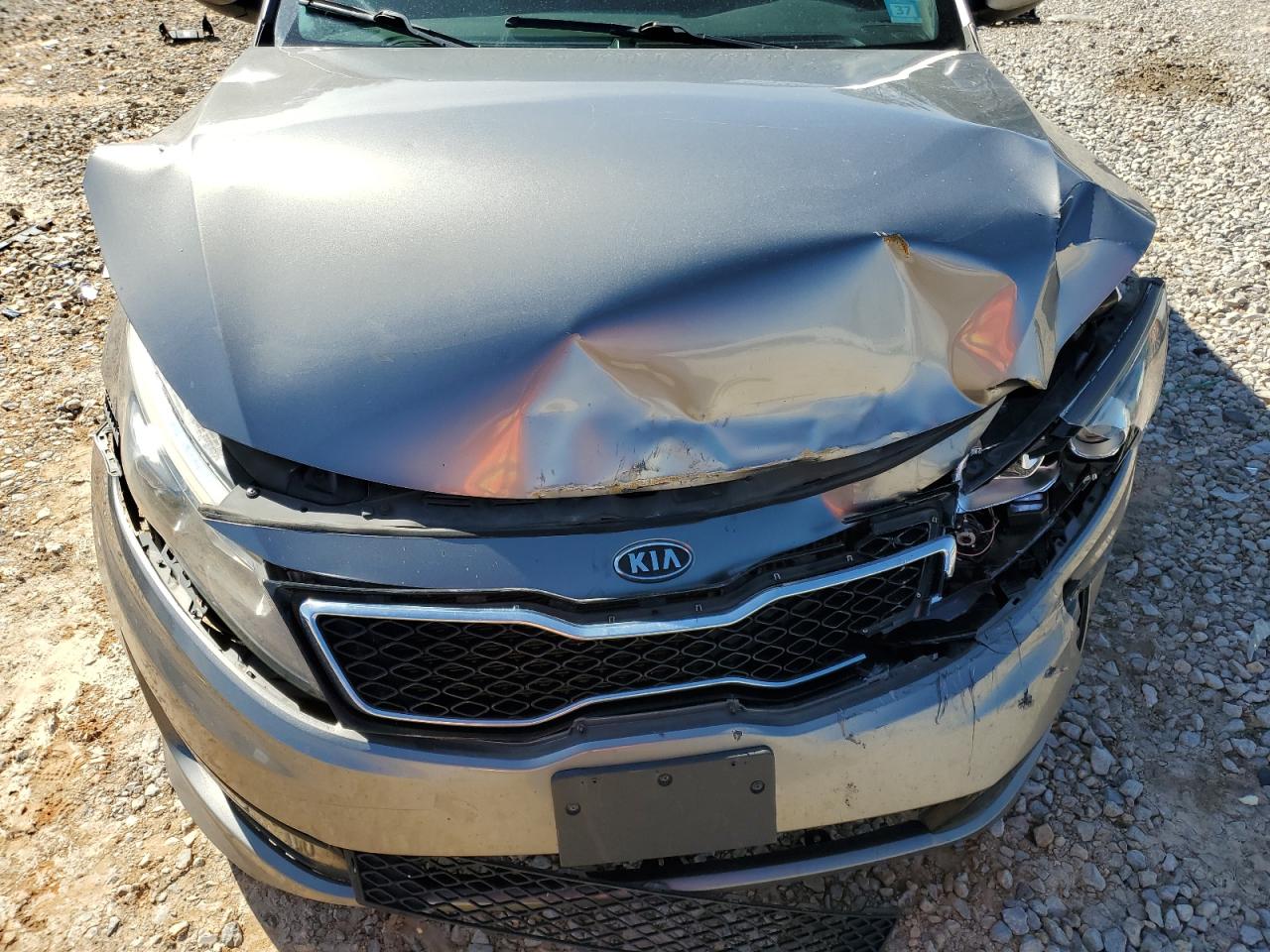 2012 Kia Optima - Image 13