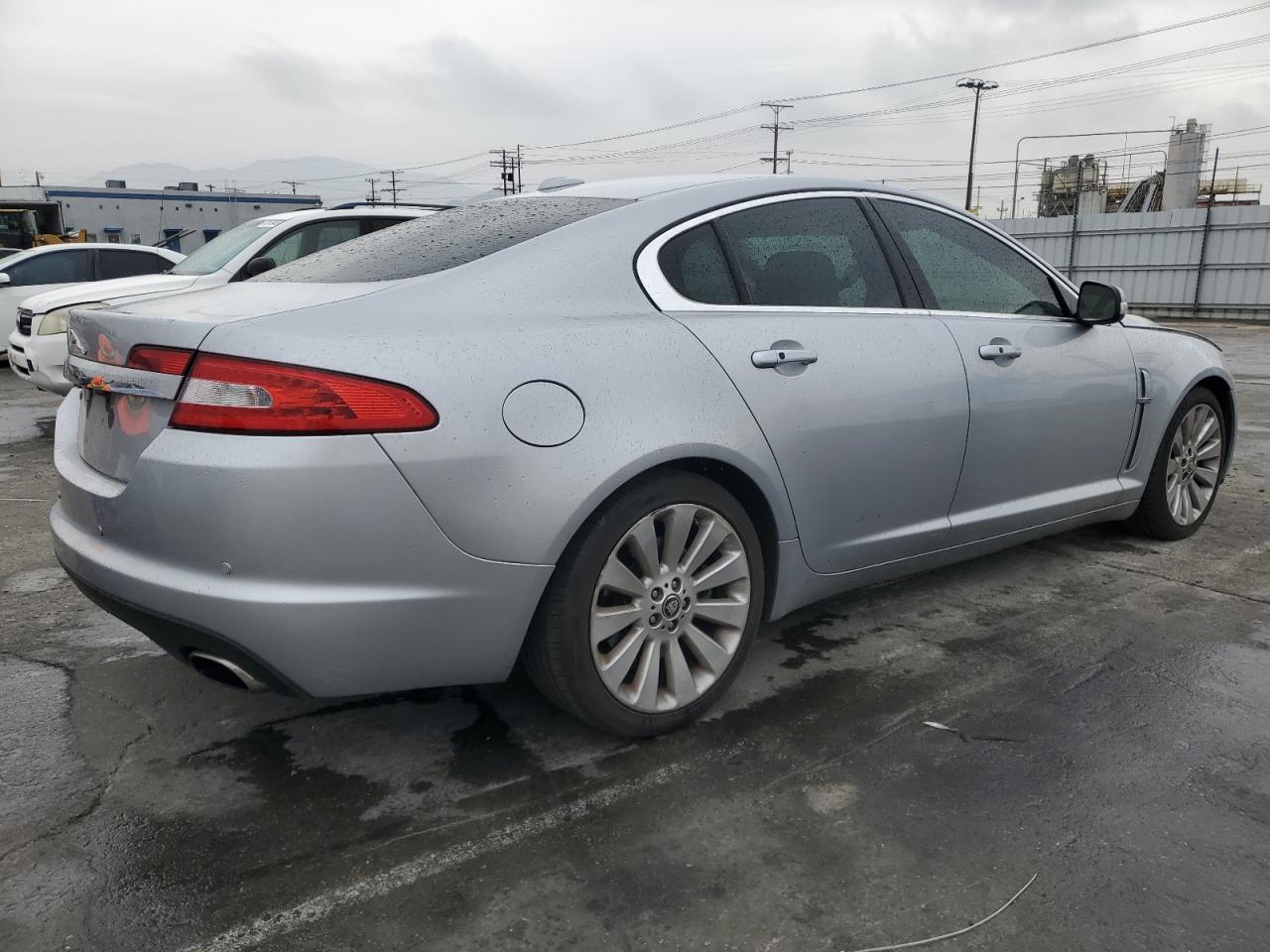 2009 Jaguar XF - Image 3