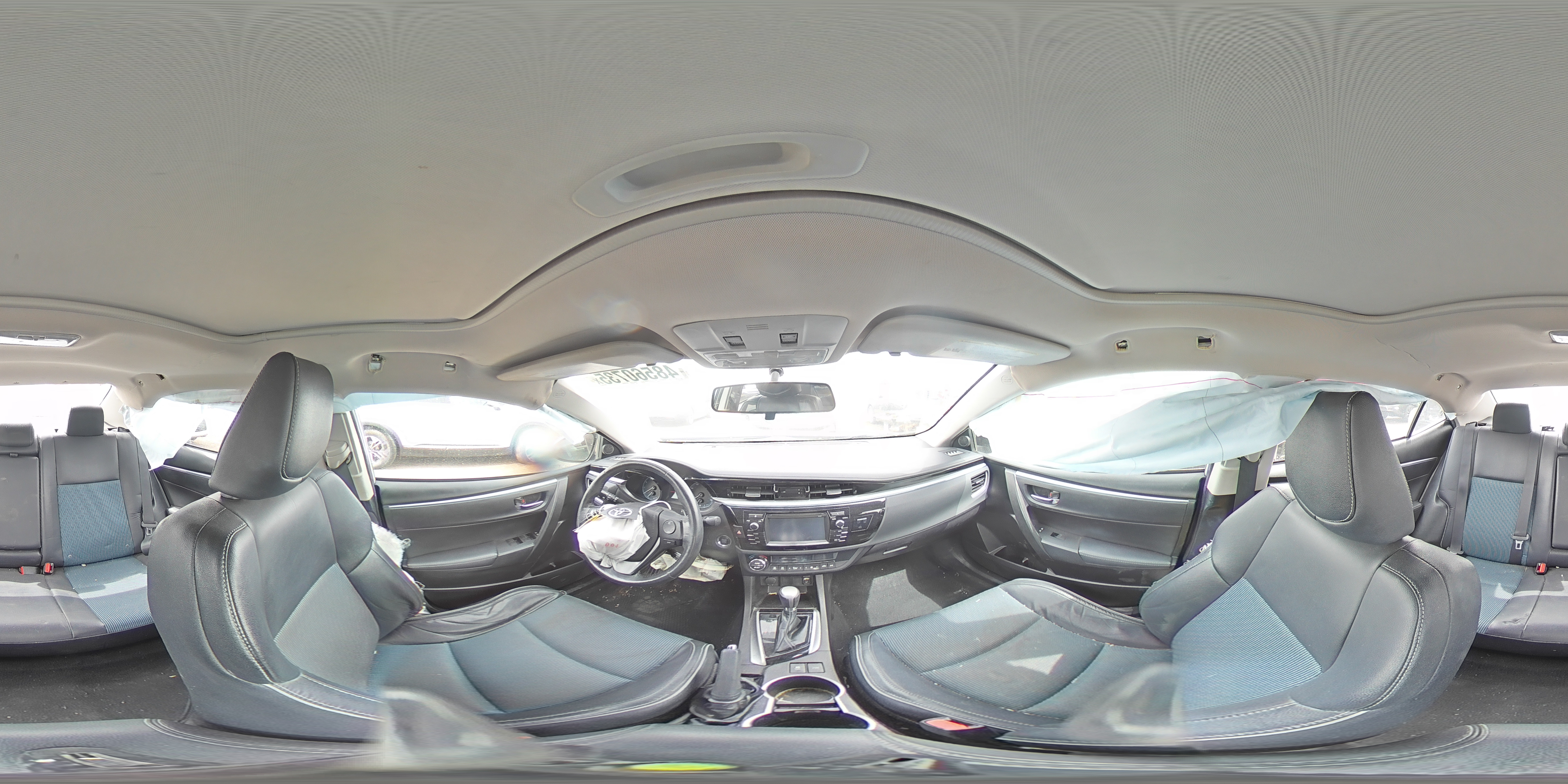 2015 Toyota Corolla - Image 12