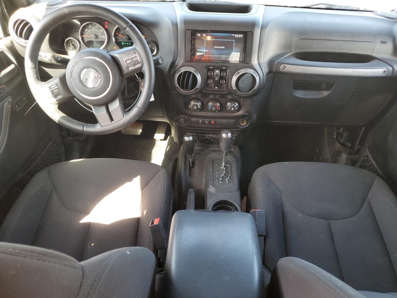2015 Jeep Wrangler - Image 8
