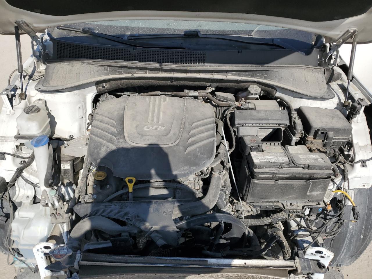 2016 Kia Sorento - Image 12