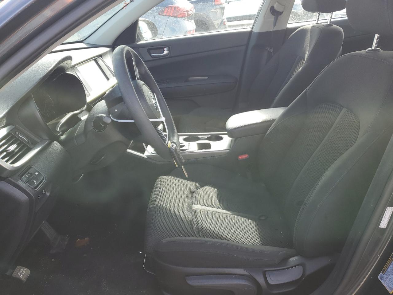 2020 Kia Optima - Image 7