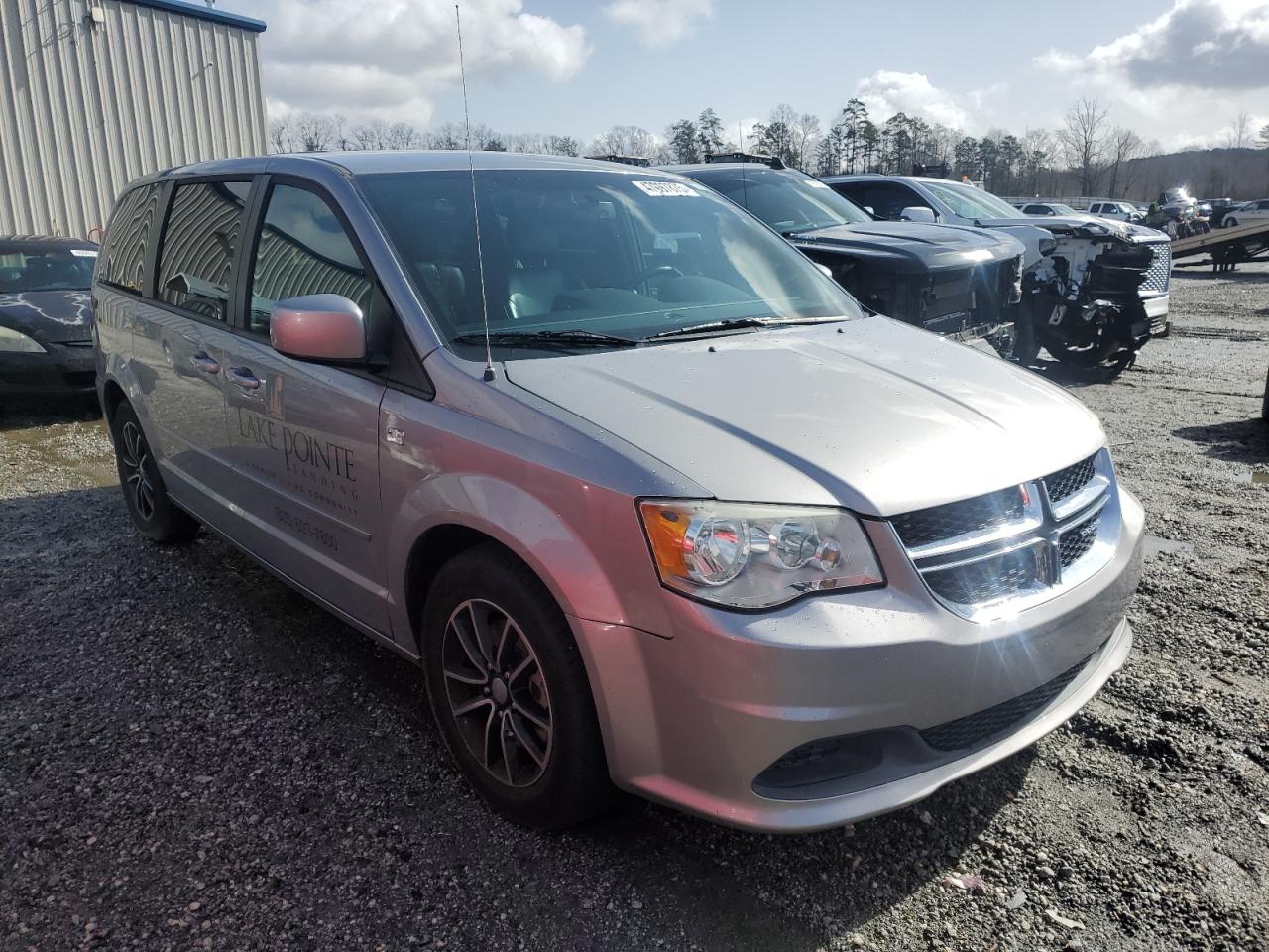 2014 Dodge Caravan - Image 4