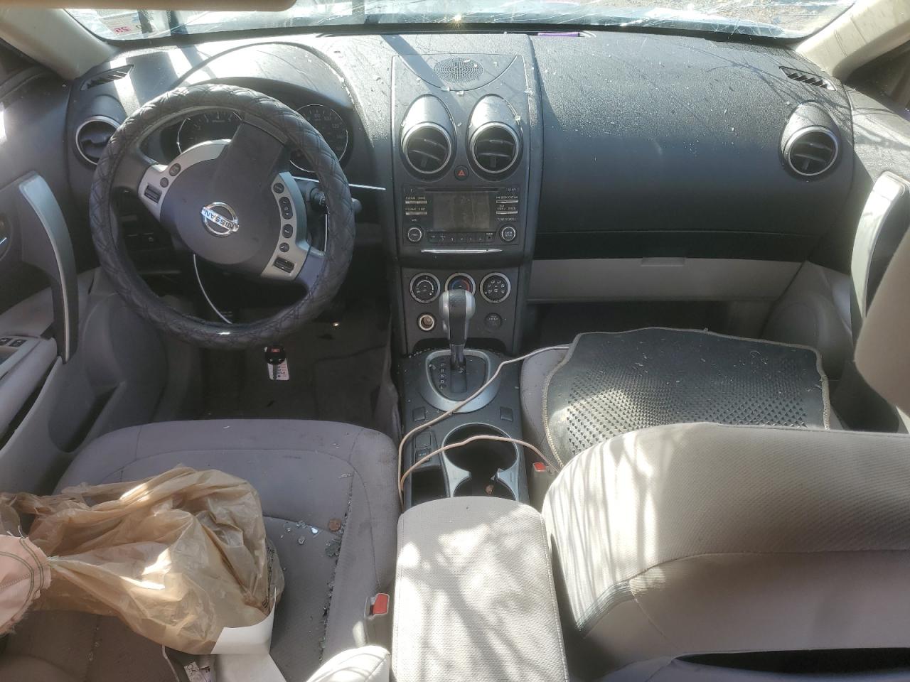 2014 Nissan Rogue - Image 8