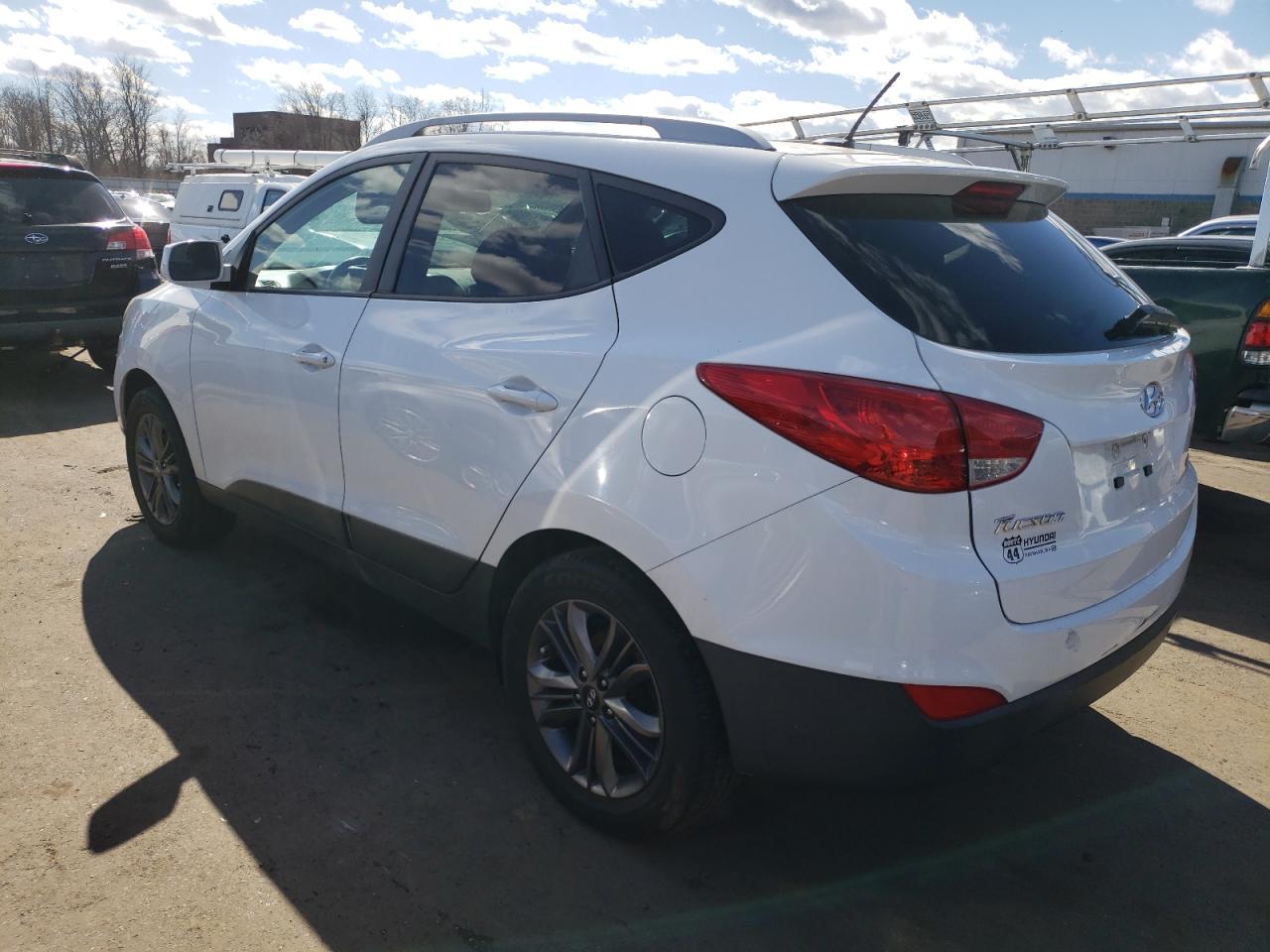 2015 Hyundai Tucson - Image 2