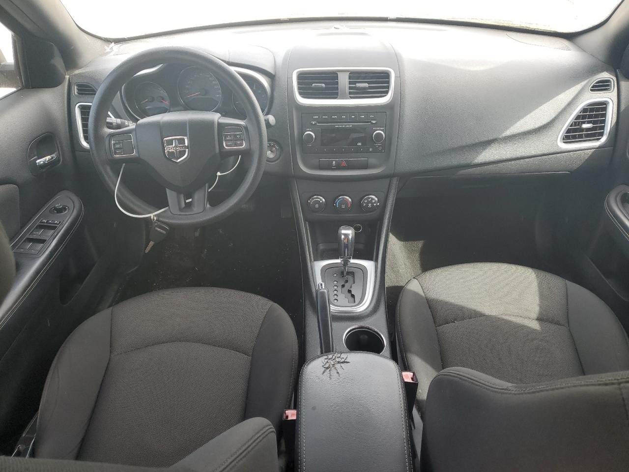 2013 Dodge Avenger - Image 8