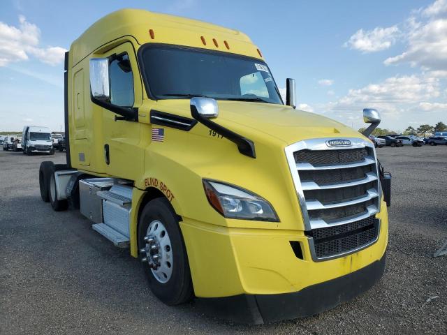 2019 Freightliner Cascadia 126 Semi Truck