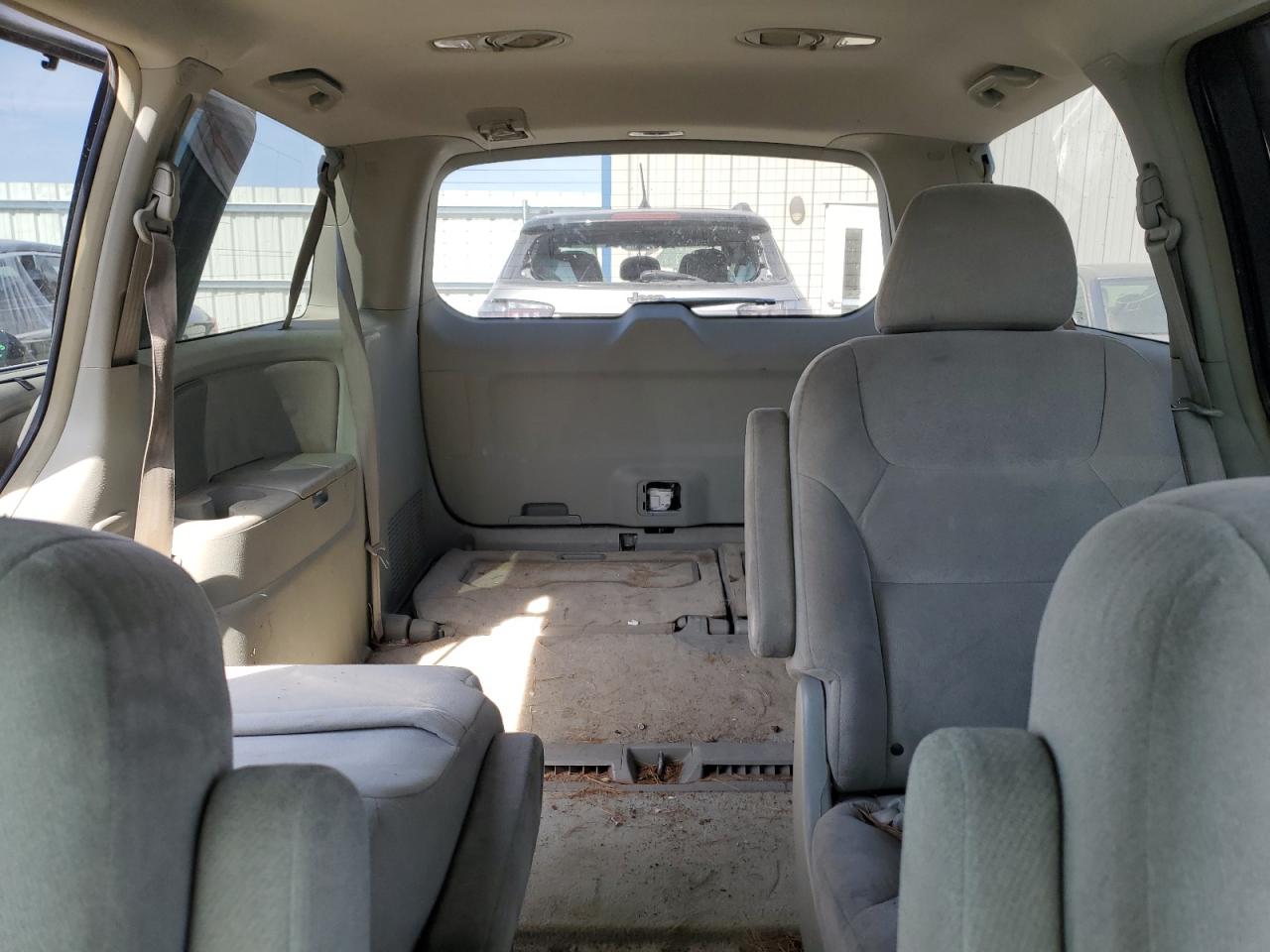 2006 Honda Odyssey - Image 10