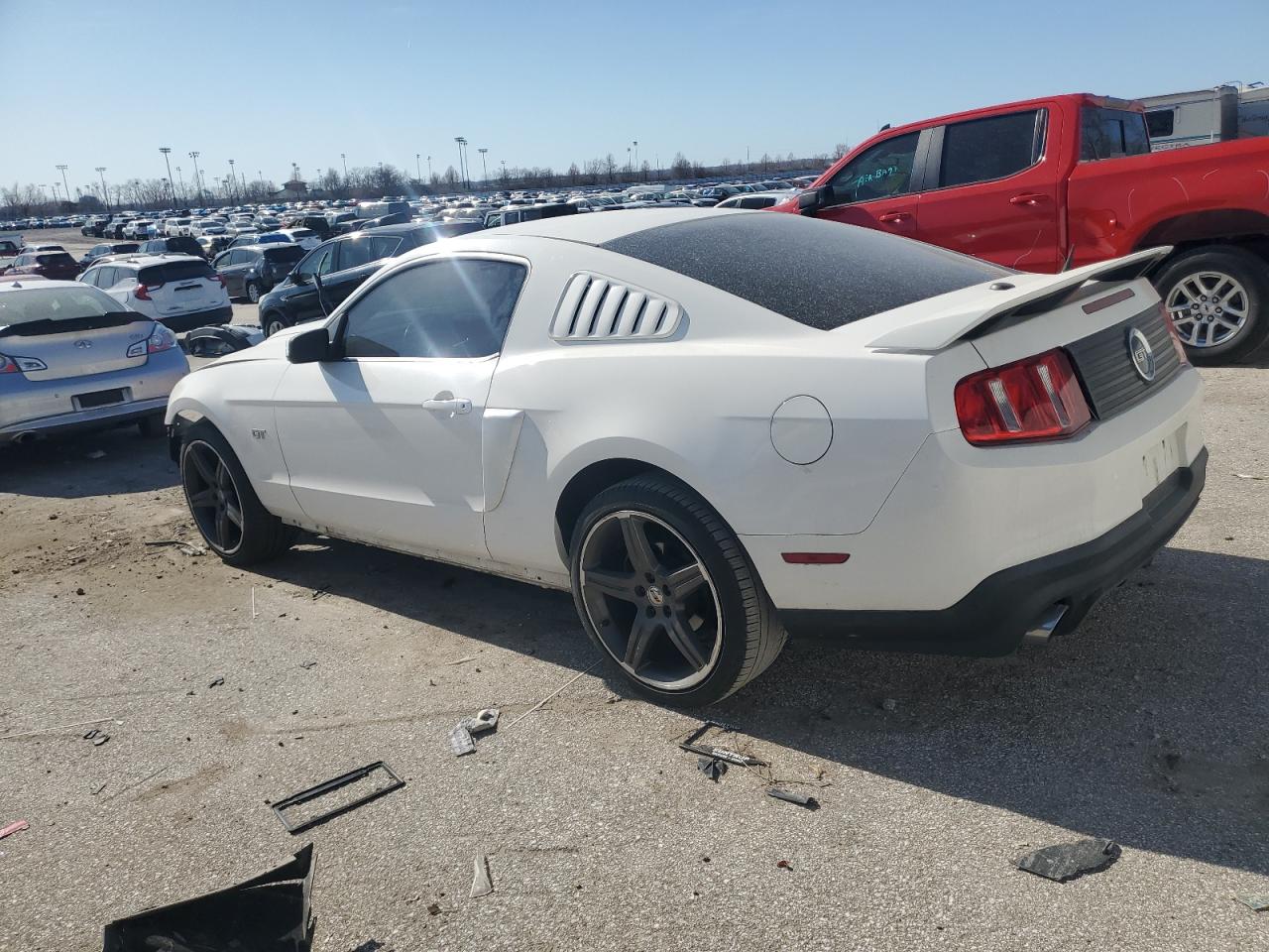 2010 Ford Mustang - Image 2
