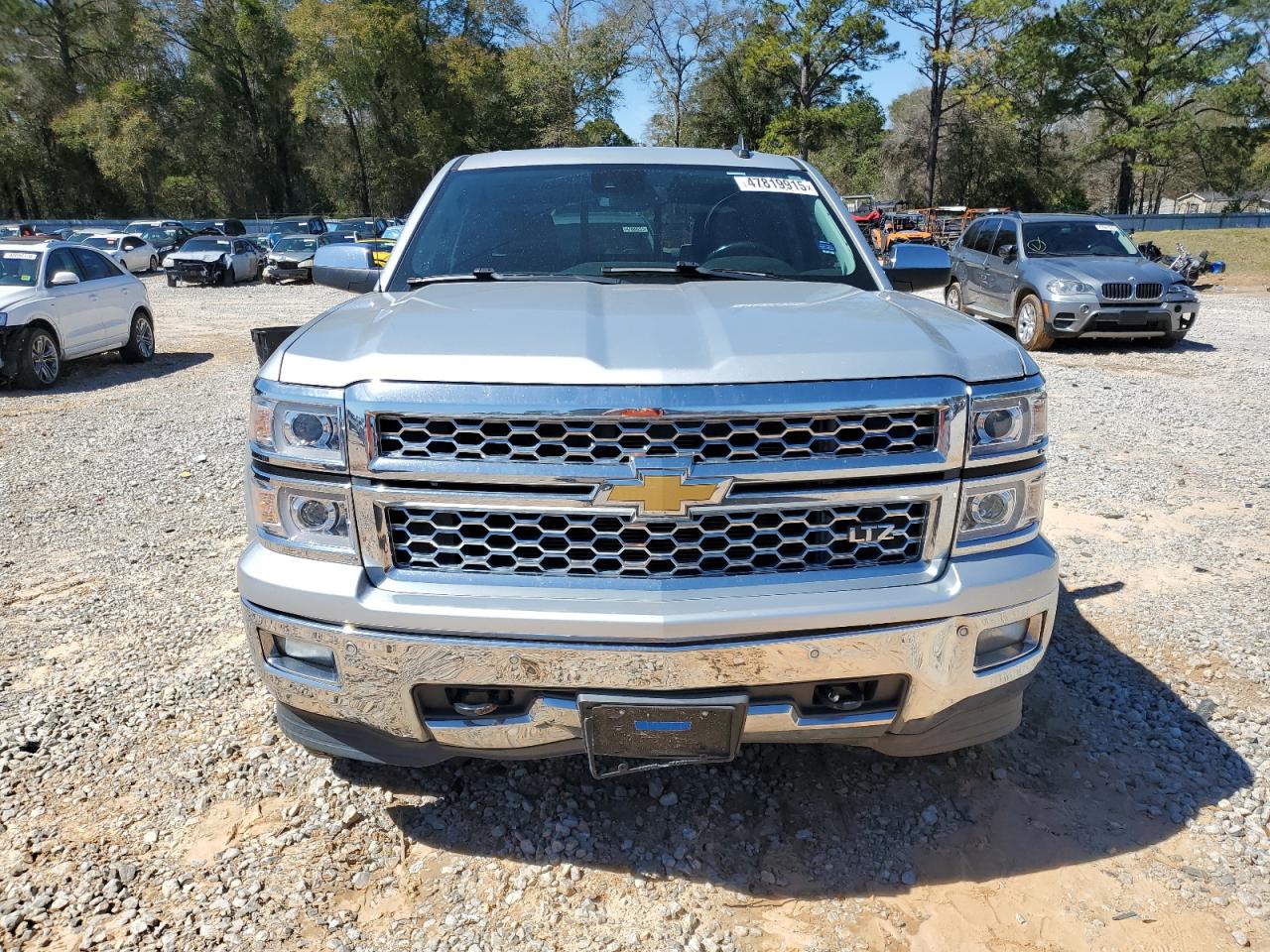 2015 Chevrolet Silverado - Image 5
