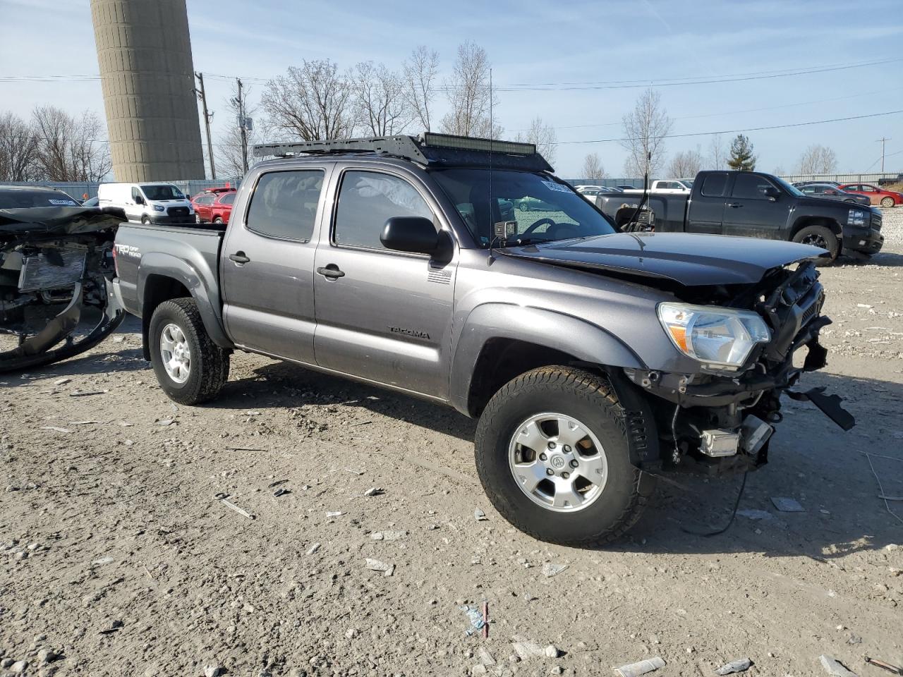 2015 Toyota Tacoma - Image 4