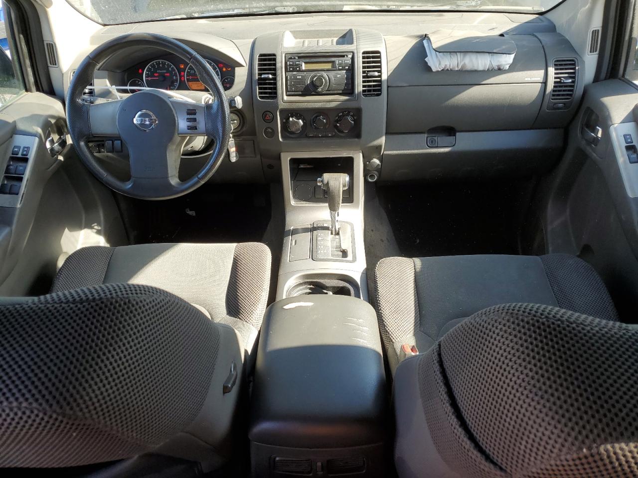 2011 Nissan Pathfinder - Image 8