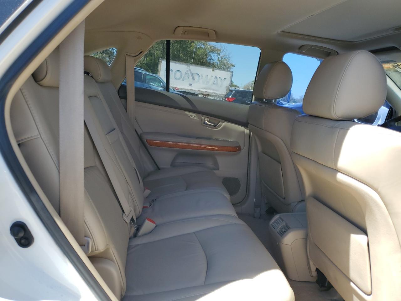 2006 Lexus RX - Image 11