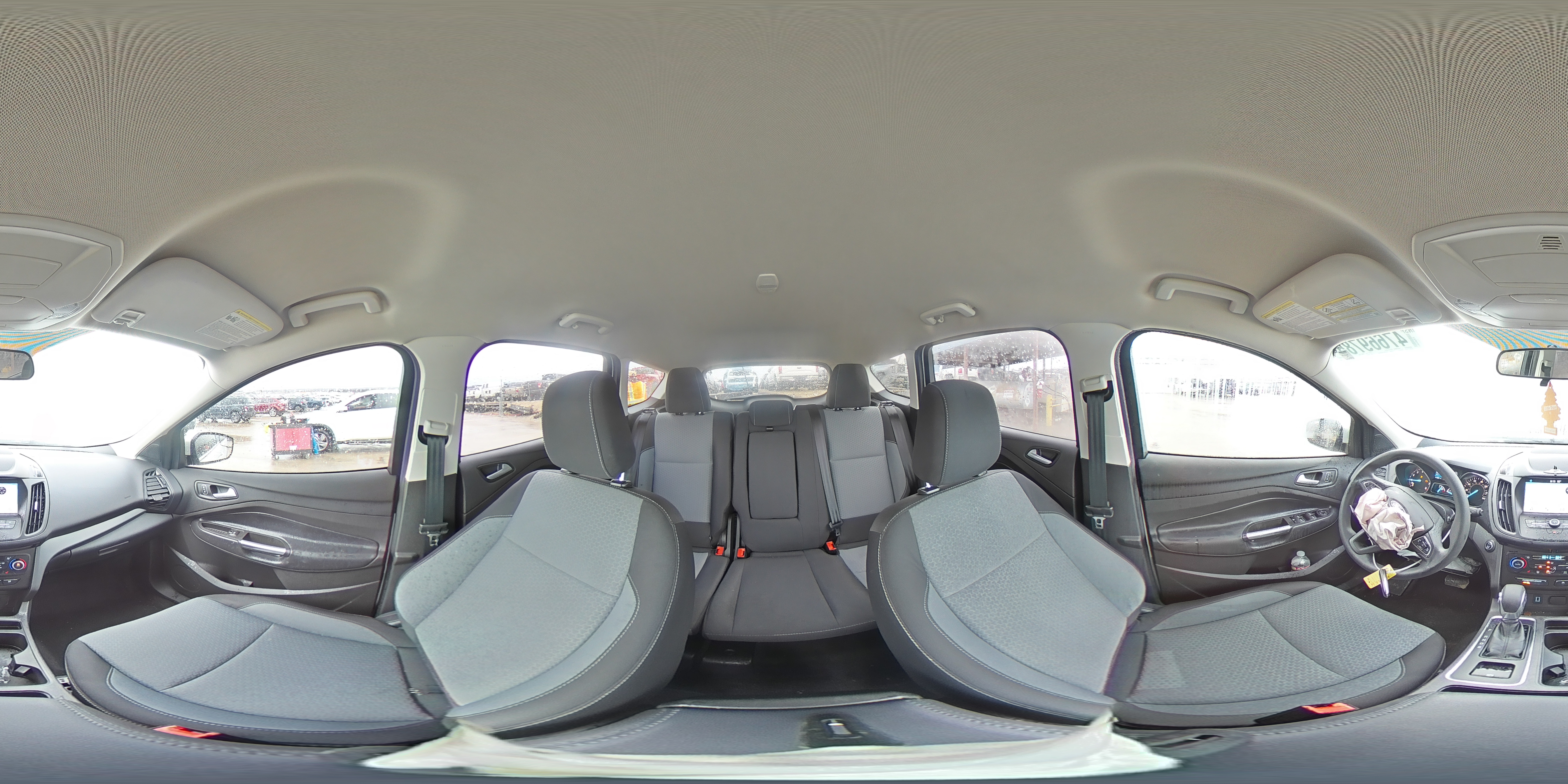 2019 Ford Escape - Image 14