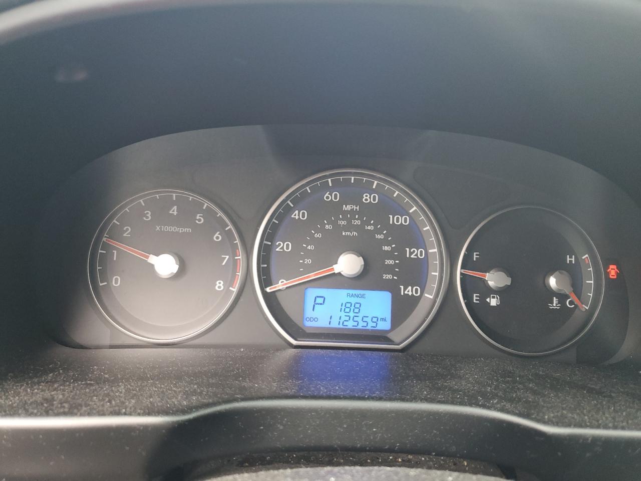 2012 Hyundai Santa Fe - Image 9