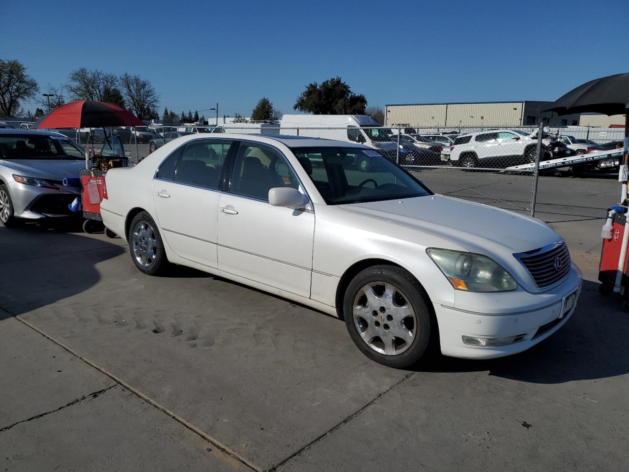 2004 Lexus LS - Image 4