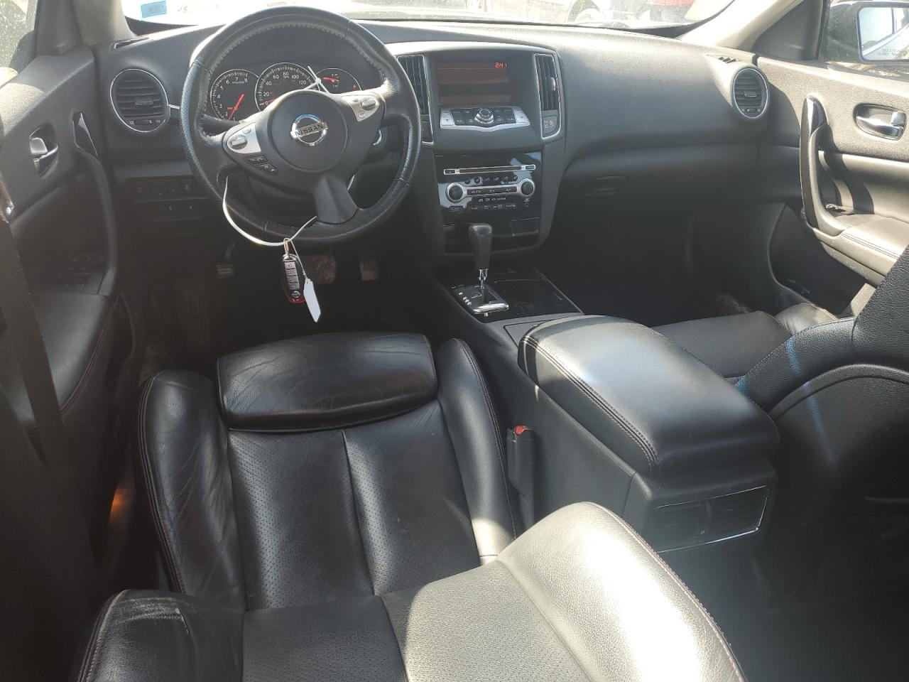 2009 Nissan Maxima - Image 8