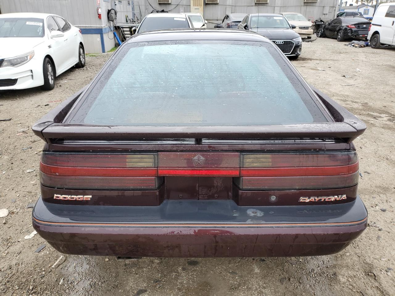 1988 Dodge Daytona - Image 6