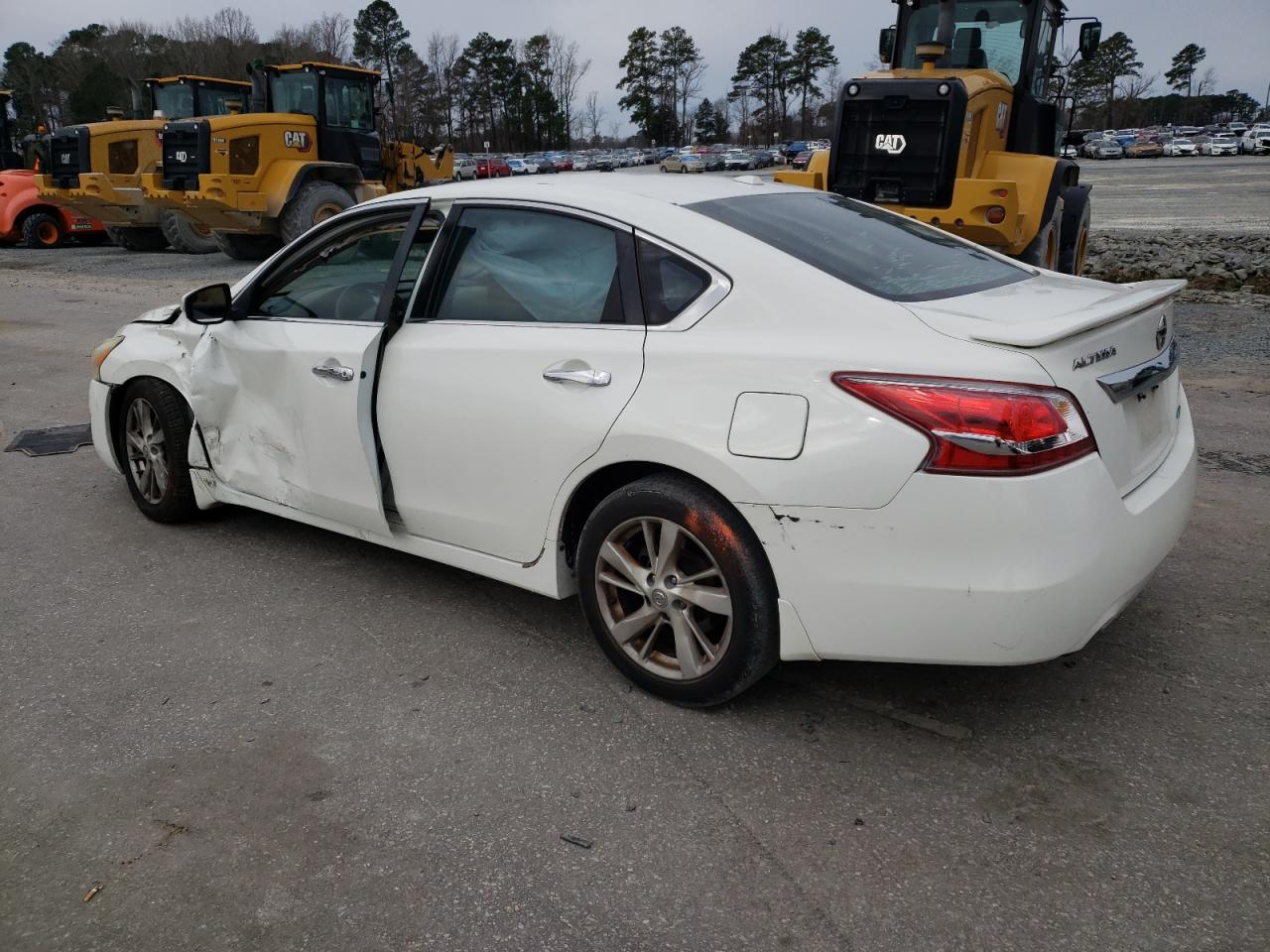 2013 Nissan Altima - Image 2
