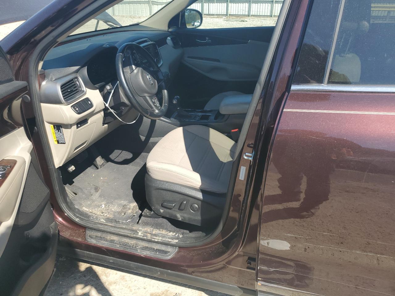 2016 Kia Sorento - Image 7