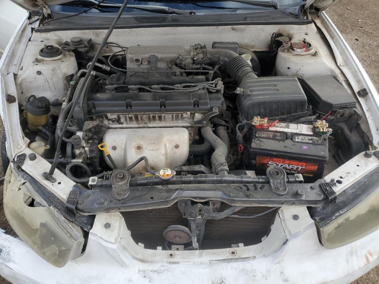 2003 Hyundai Elantra - Image 11
