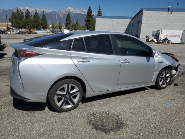  TOYOTA PRIUS 2017 Серебристый