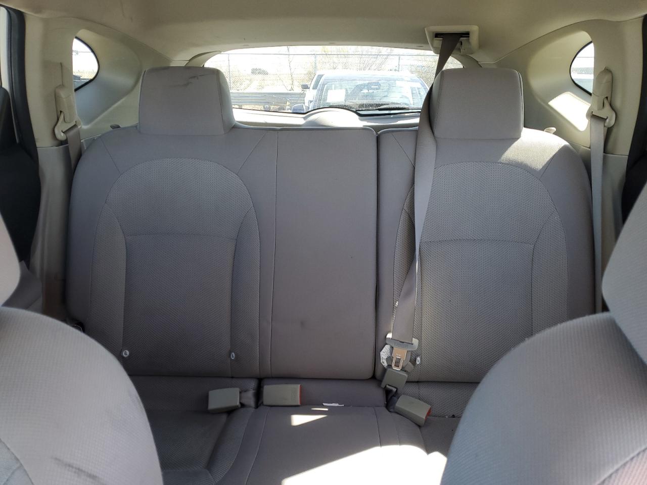2012 Nissan Rogue - Image 10