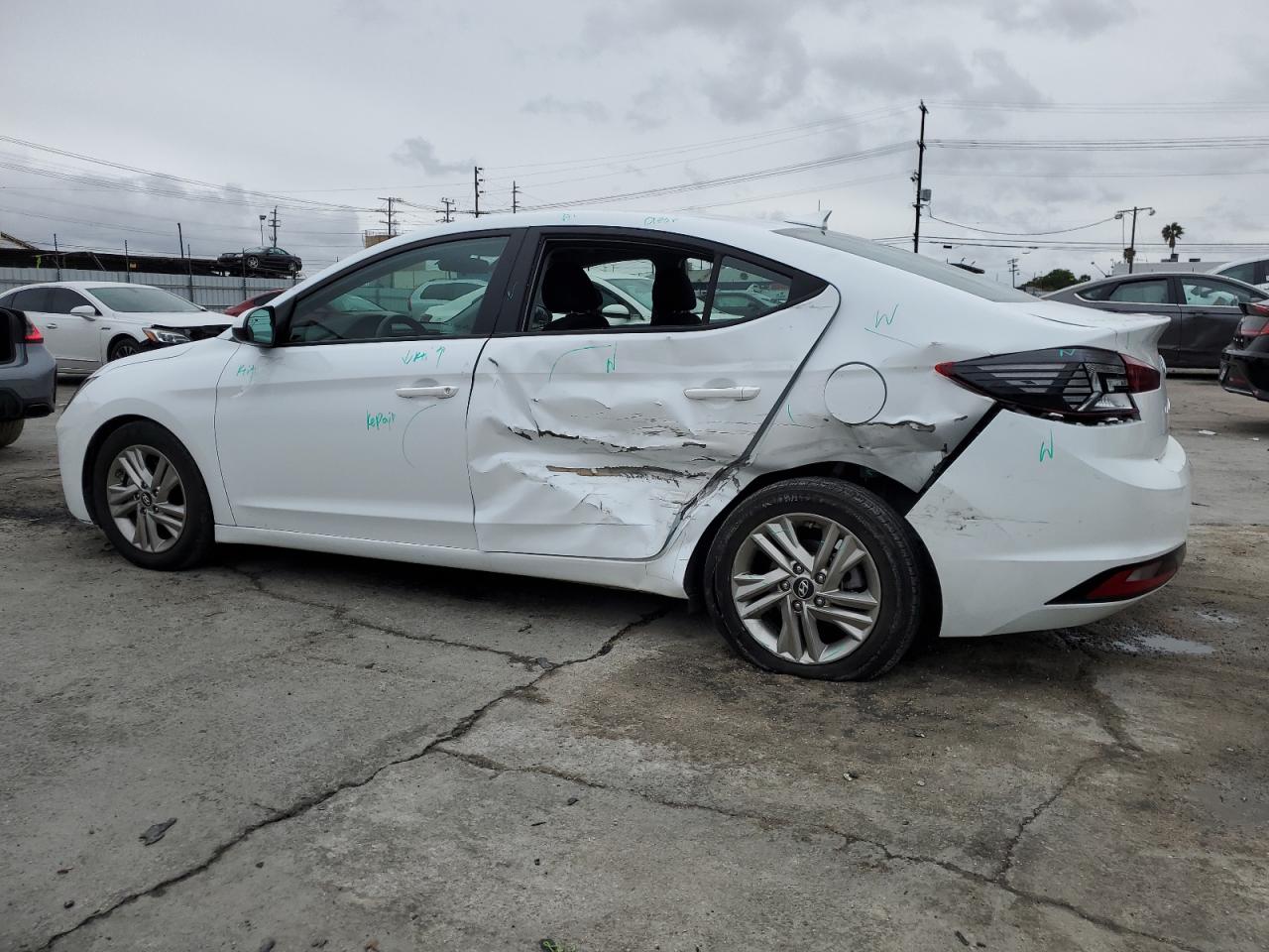 2019 Hyundai Elantra - Image 2