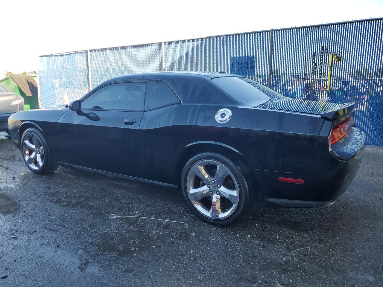 2014 Dodge Challenger - Image 2