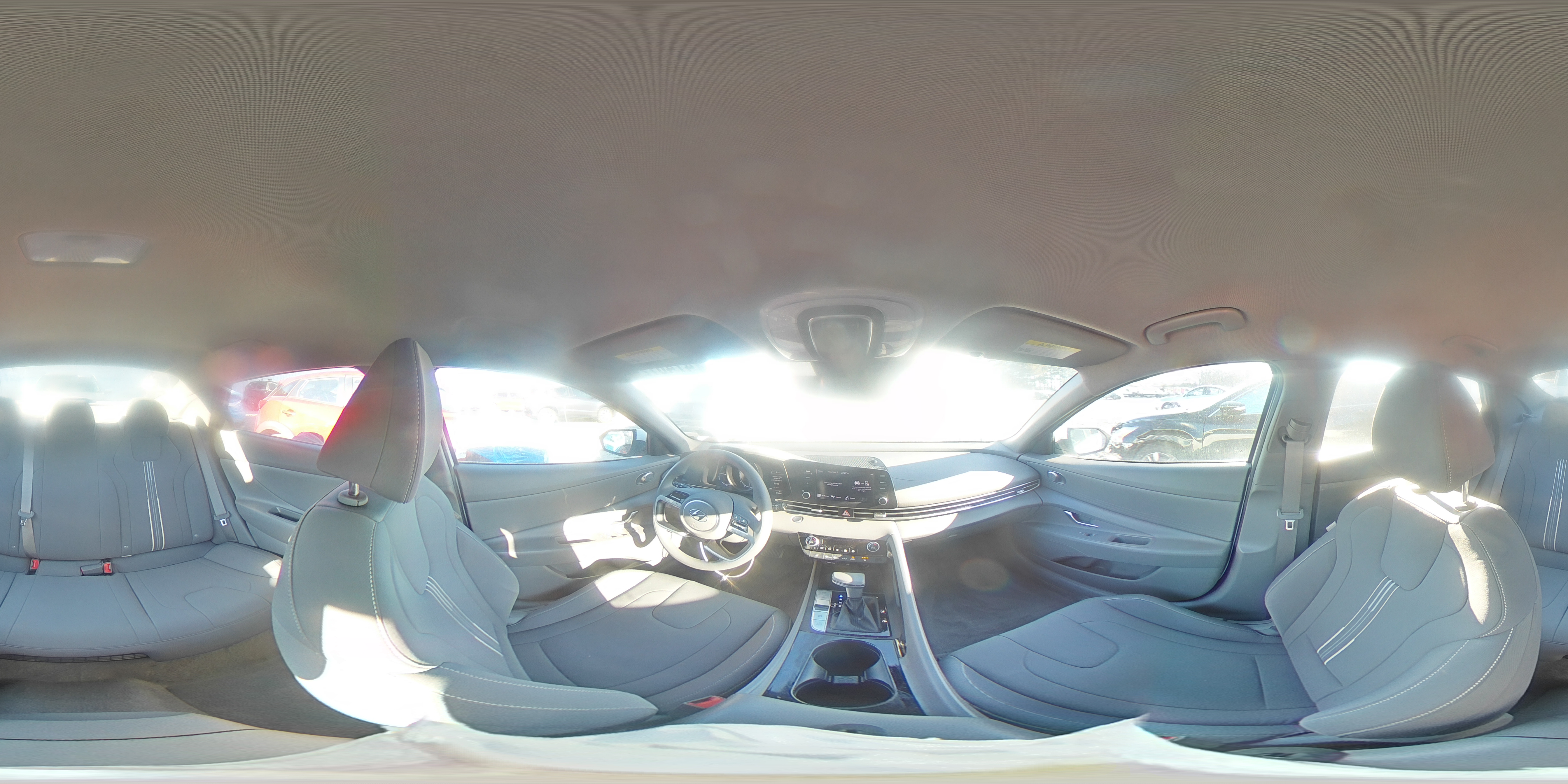 2023 Hyundai Elantra - Image 14