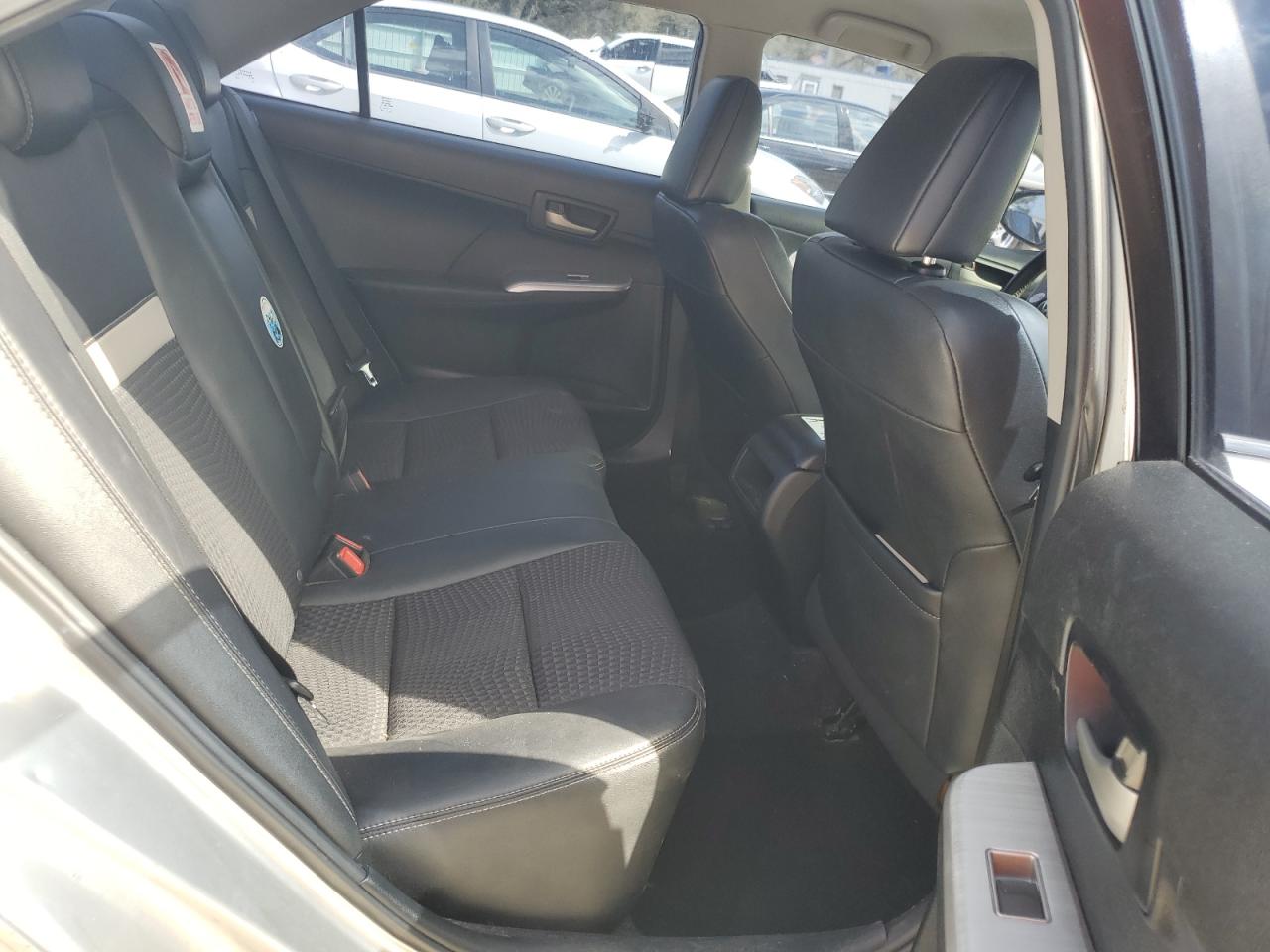 2012 Toyota Camry - Image 10